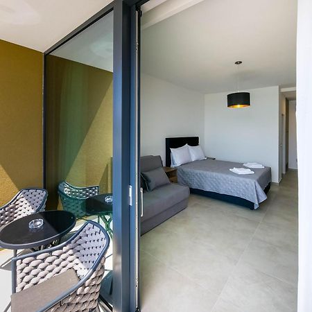Maresole Beachfront Residence Poreč Kültér fotó
