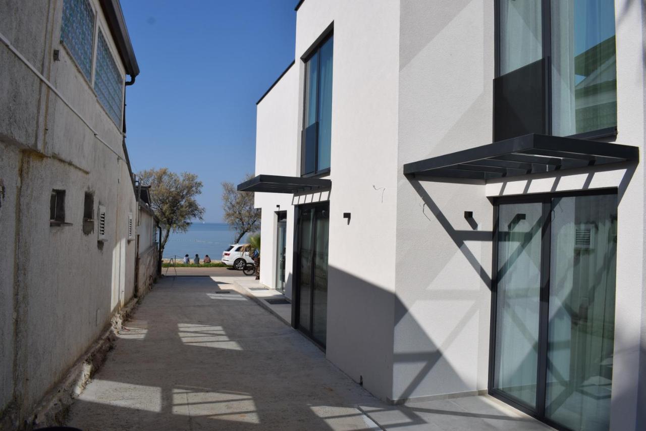 Maresole Beachfront Residence Poreč Kültér fotó