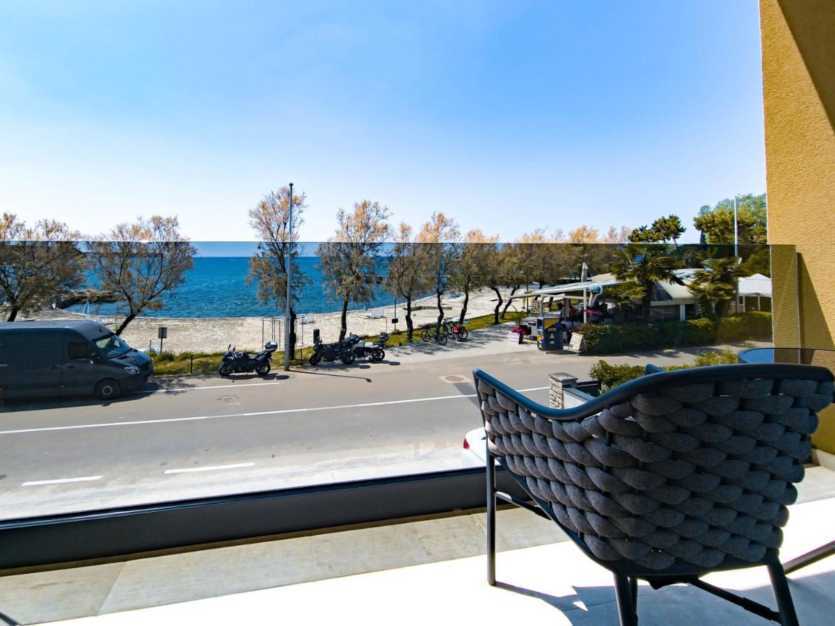 Maresole Beachfront Residence Poreč Kültér fotó