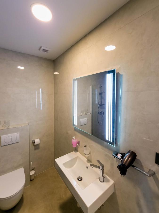 Maresole Beachfront Residence Poreč Kültér fotó