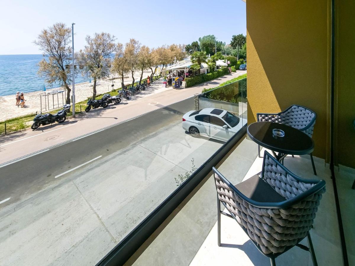 Maresole Beachfront Residence Poreč Kültér fotó