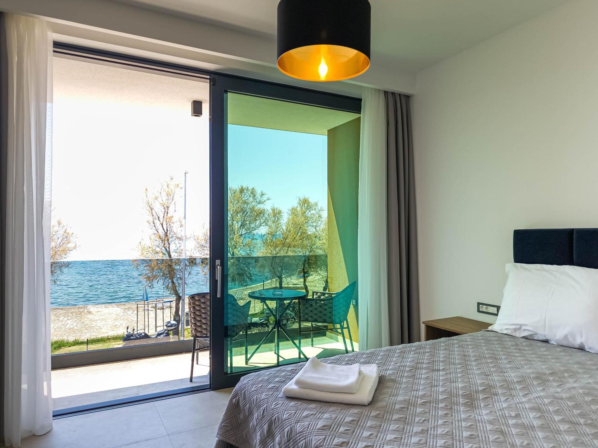 Maresole Beachfront Residence Poreč Kültér fotó